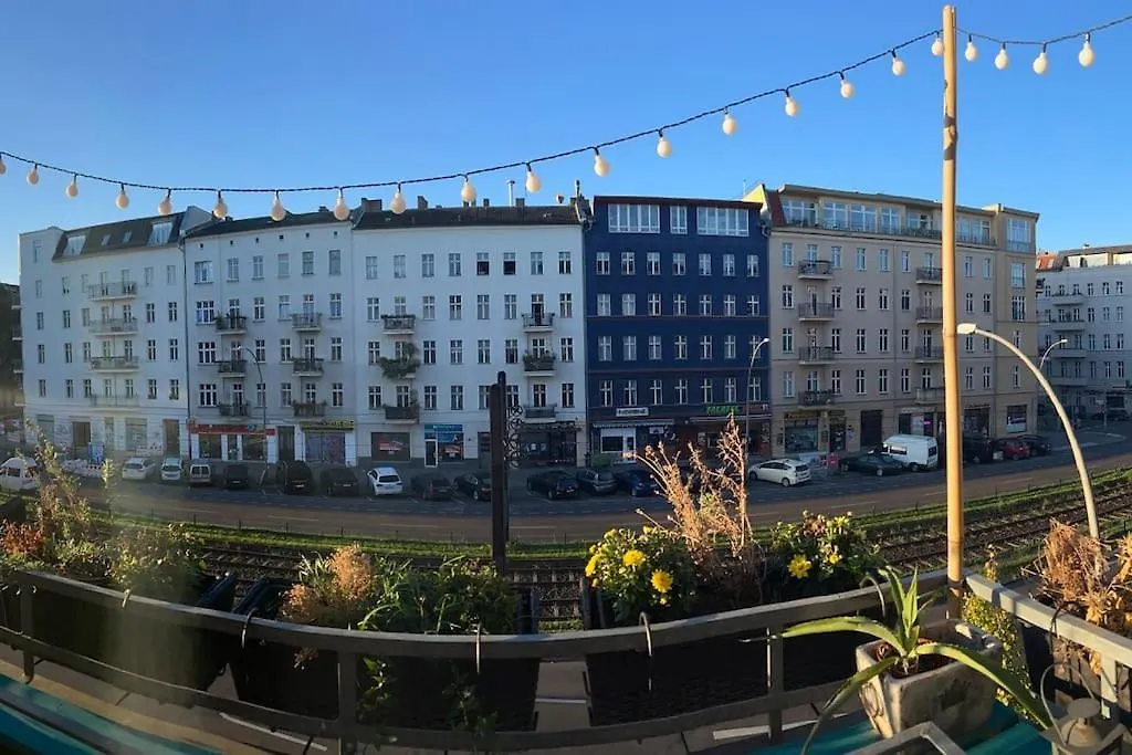 Enjoy Prenzlauer Berg At Its Best - Bright, Spacious, Ideally Located On 60M2 For 2 People